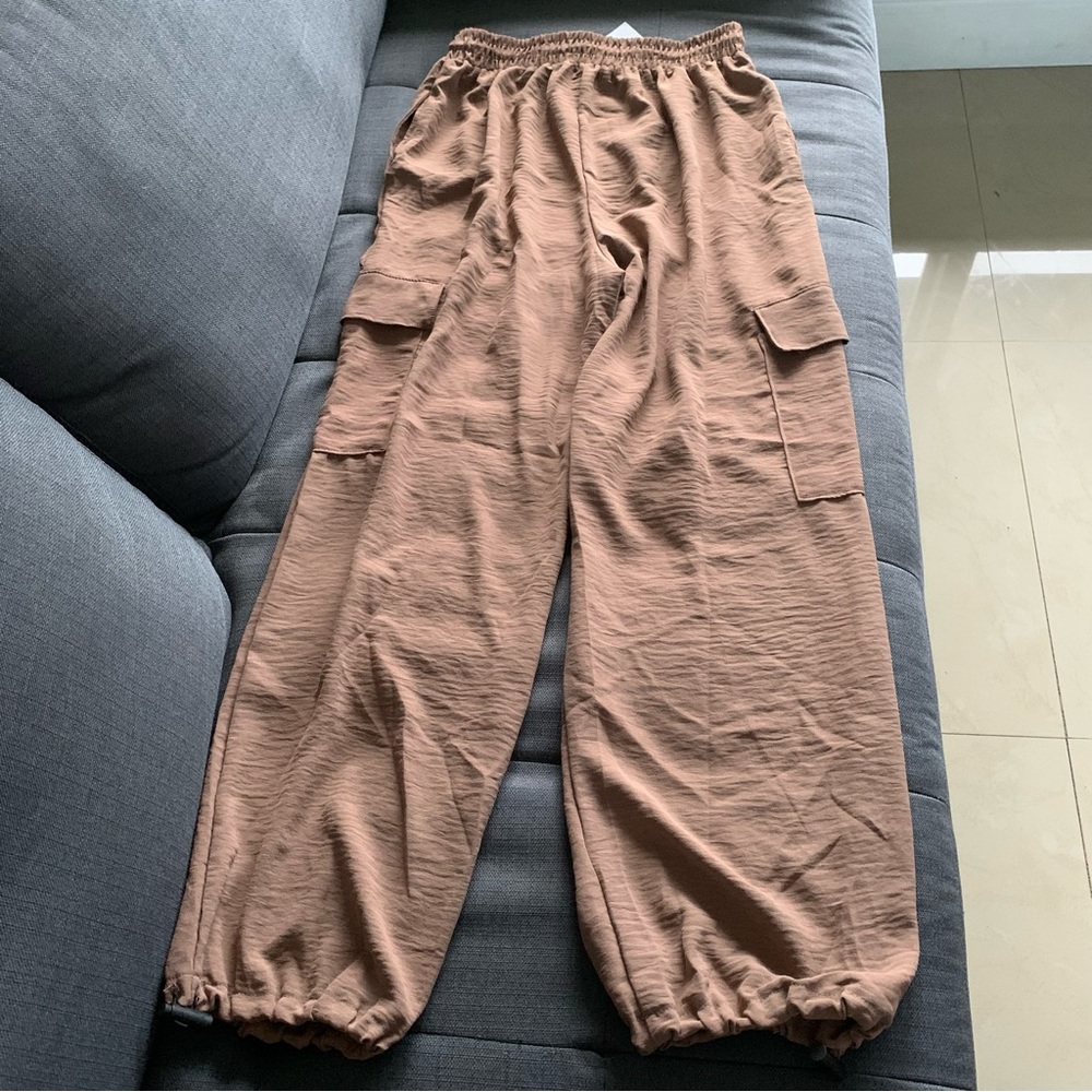 Khaki forever 21 joggers pants